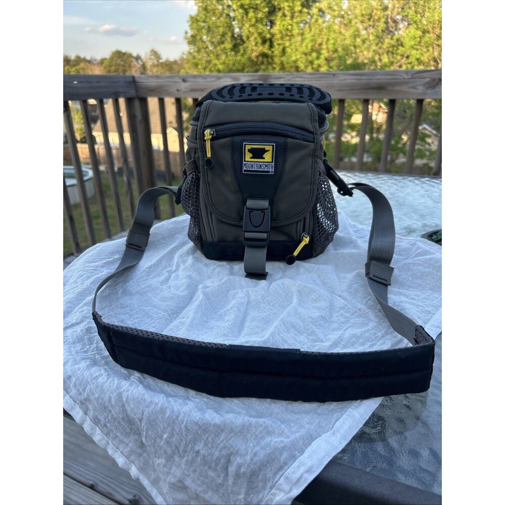 Mountainsmith Reflex II Shoulder Case Bag In Green